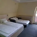Grantek Ueduelohaz