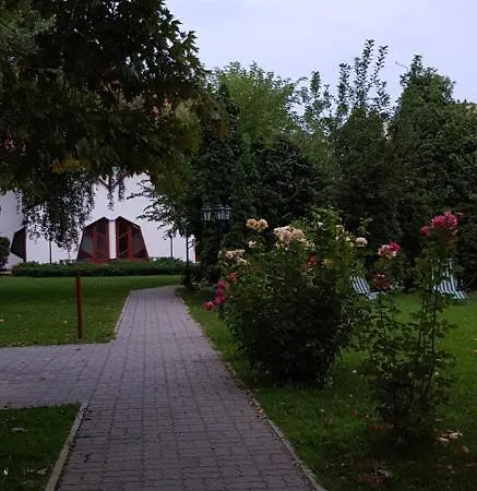 Grantek Ueduelohaz