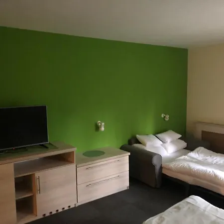 Grantek Ueduelohaz Hotel Balatonlelle