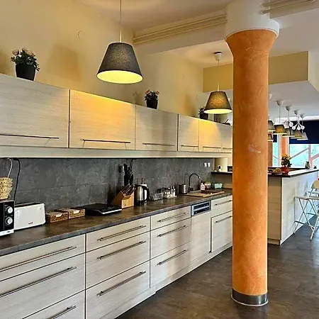 Grantek Ueduelohaz Hotel Balatonlelle