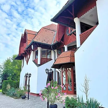 Grantek Ueduelohaz Balatonlelle