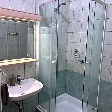 Grantek Ueduelohaz Balatonlelle